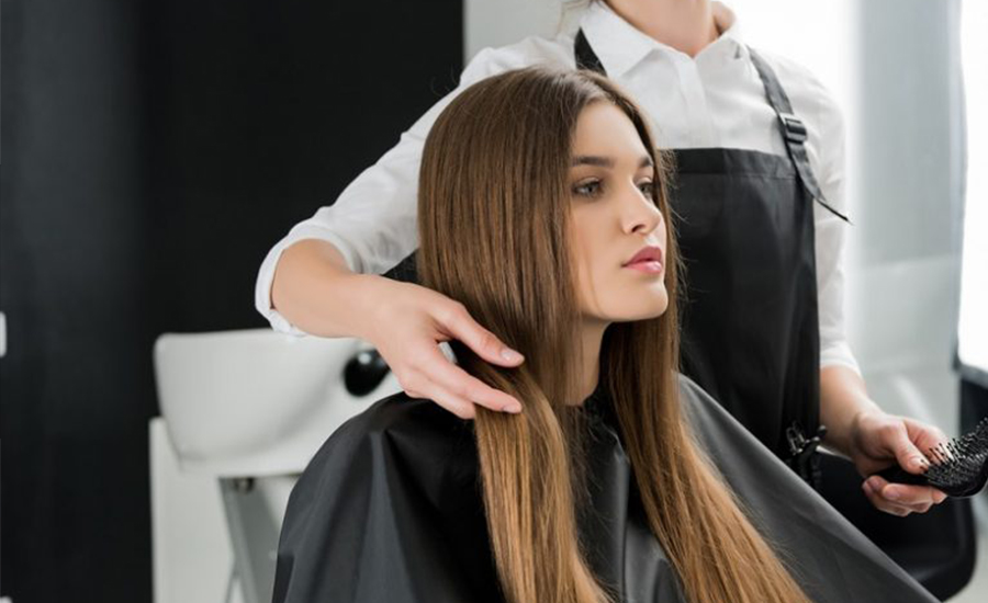 Салонные процедуры для волос: что стоит сделать?